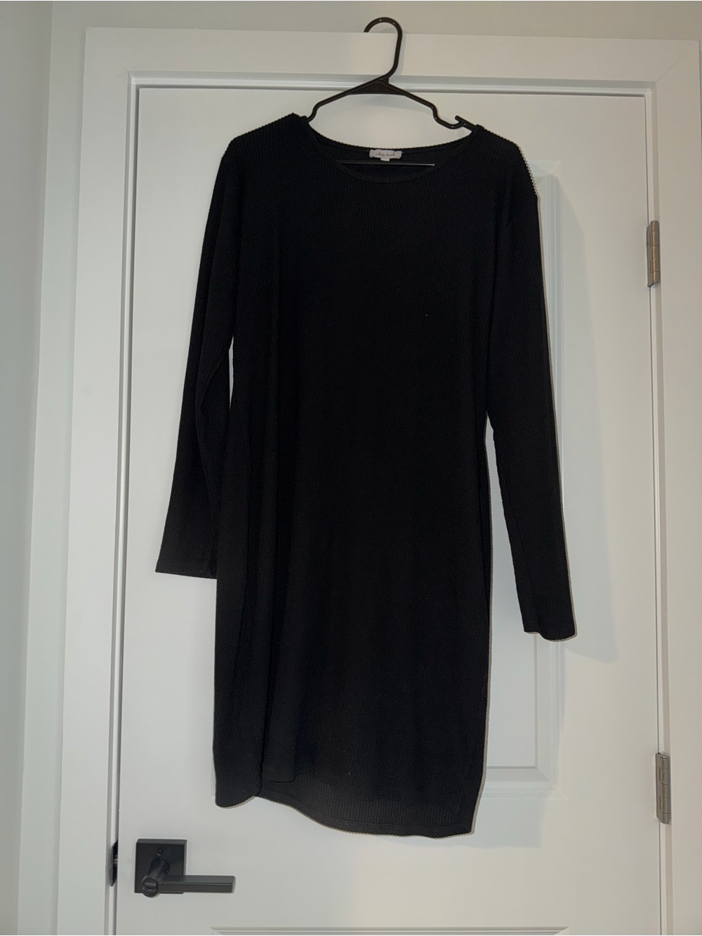 white birch Black Long Sleeve Knit Shift Dress